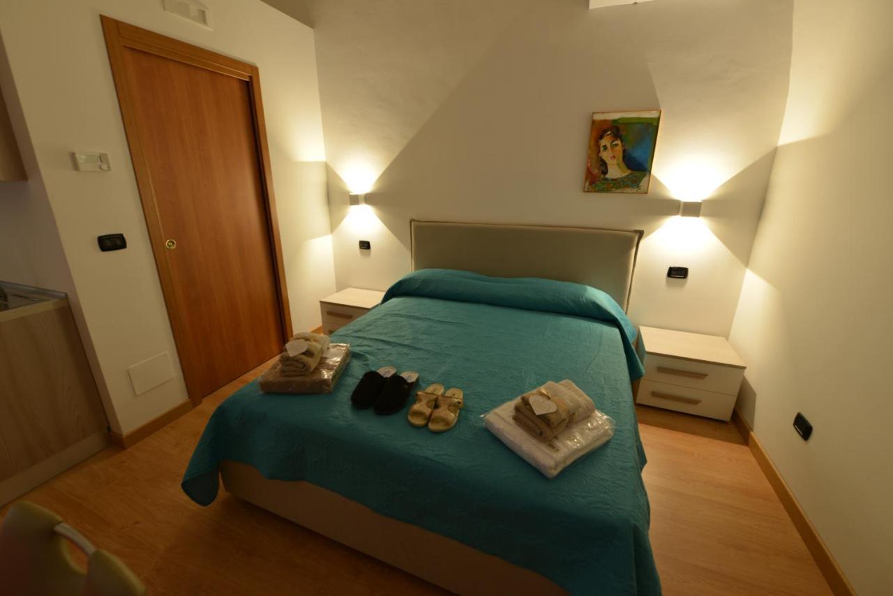 L'Antico Palazzo Bed & Breakfast Canosa di Puglia Bagian luar foto